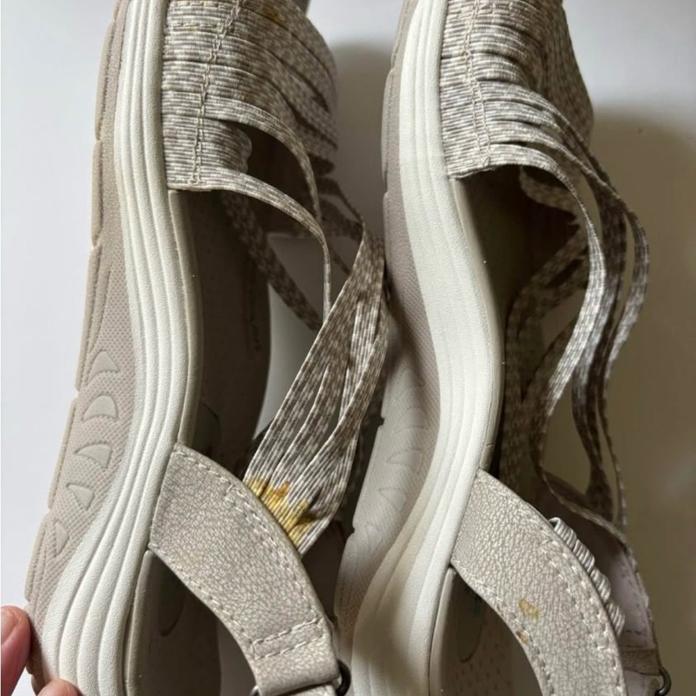 SKECHERS Cream Reggae Sandals 10 - Picture 6 of 7